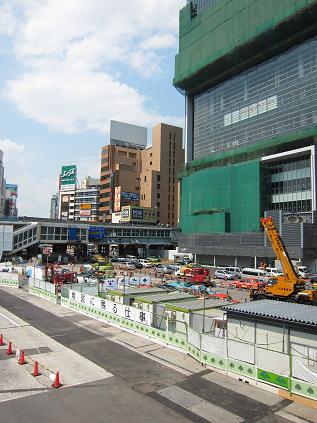 2011-06-29-12渋谷駅東口新ビル工事-15%.JPG